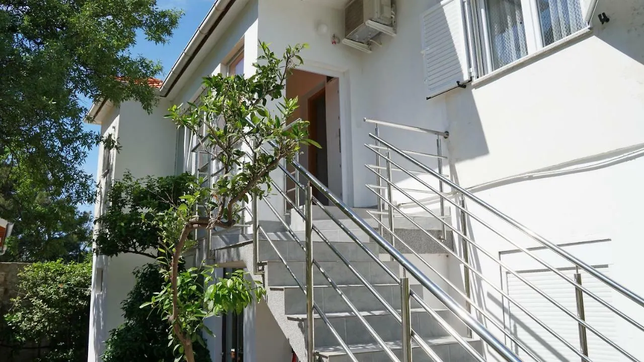 Apartment Ana Vinjerac 0*,  Croatia